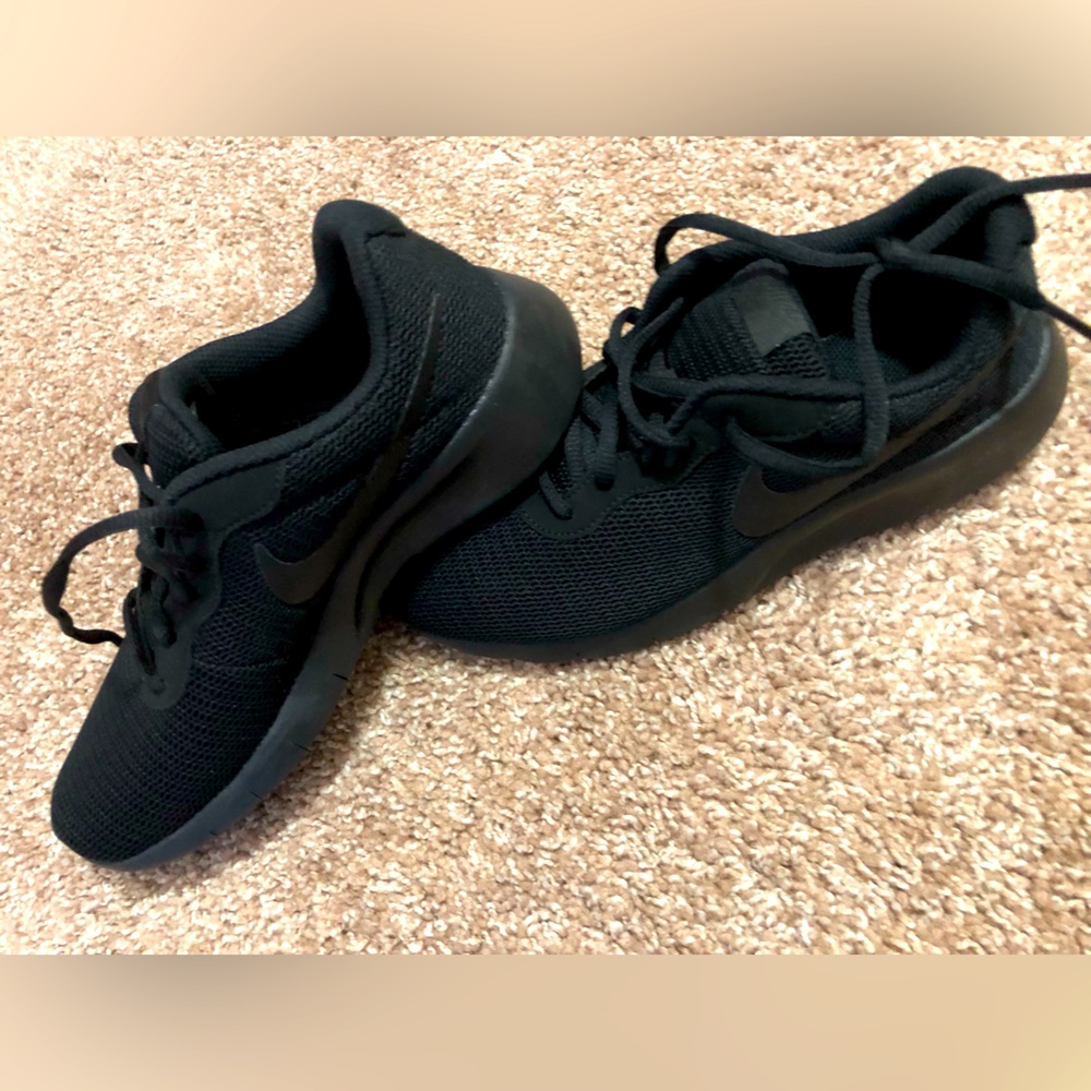 Nike Tanjun - image 1